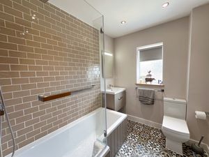 Photo 10- click for photo gallery